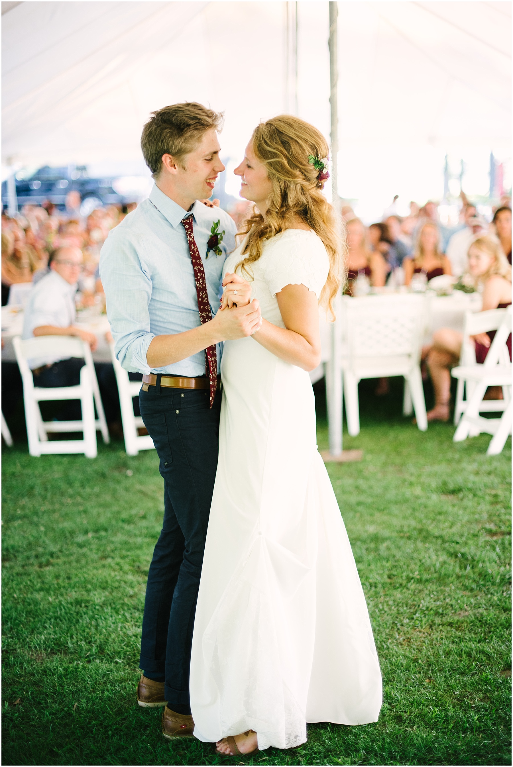 intimate backyard wedding minnesota