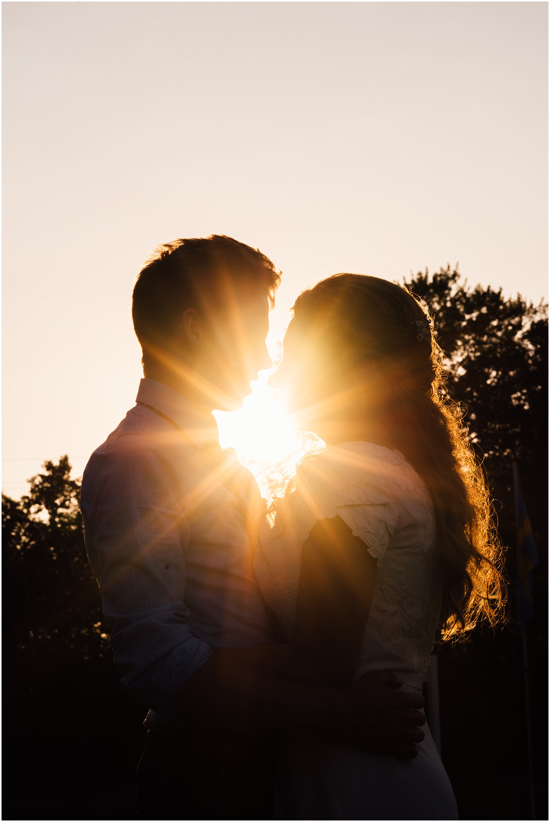 intimate backyard wedding minnesota