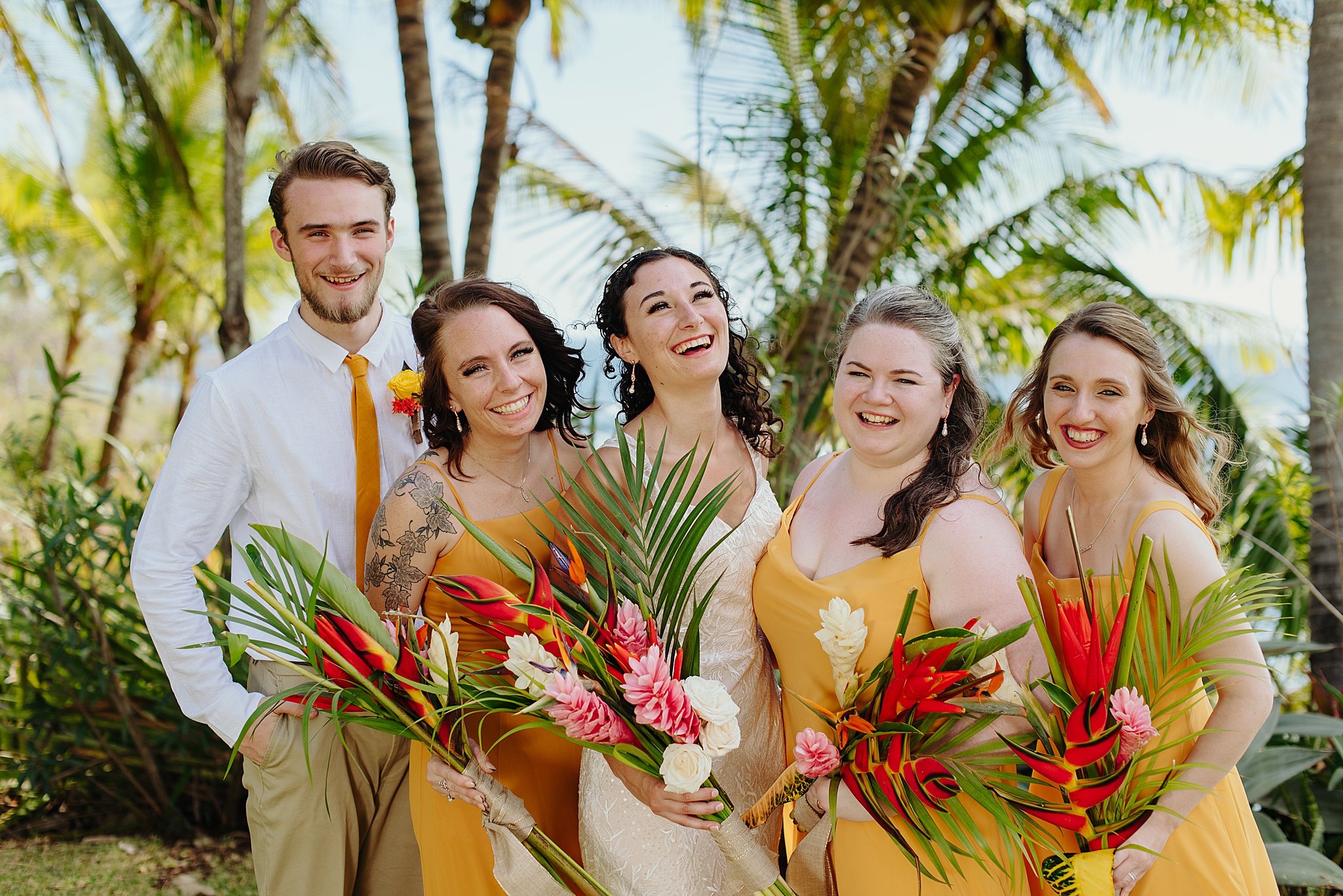 Costa Rica wedding colors and flowers